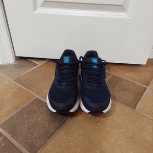 Sneakers brand  nike  8 .5 dark blue